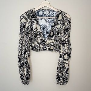 Urban Outfitters Cream Floral Faux Wrap Long Sleeve Boho Cropped Top Size XS